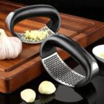 Manual Garlic Press & Mincer – Stainless Steel Garlic Crusher for Kitchen - Image 4